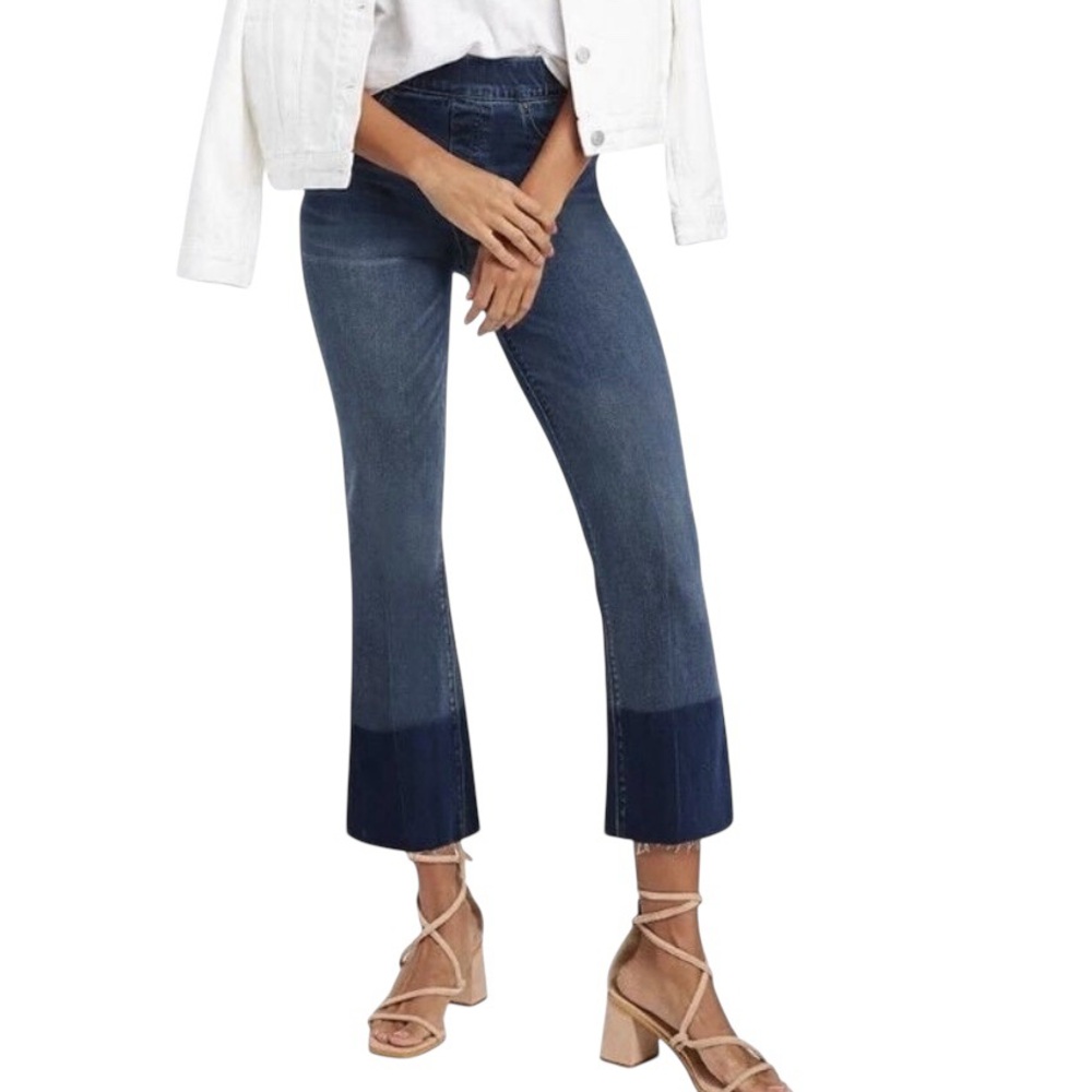 SPANX Denim Jeans Kick Flare Cropped Denim Shapewear Medium Pants
